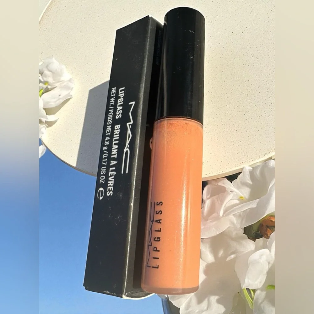 MAC MYTH LIPGLASS. NEW IN BOX.